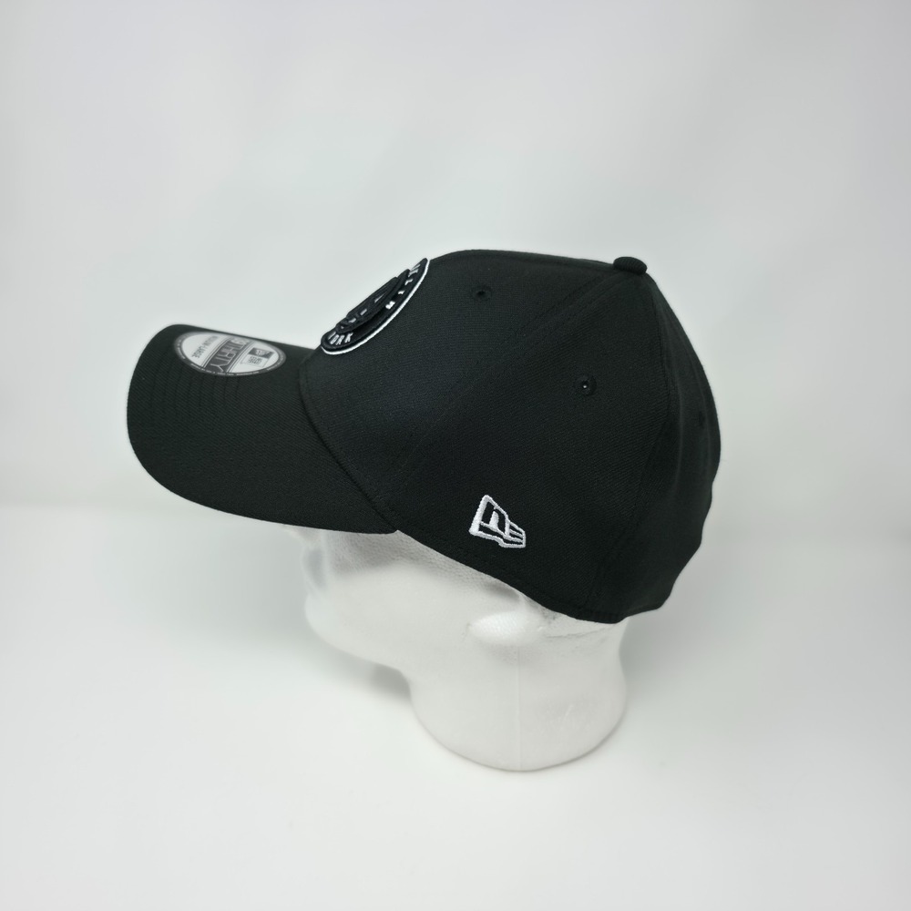 New Era 39THIRTY Brooklyn Nets NBA Black Flex Fit Hat Cap Men's‎ Medium/Large - Picture 2 of 7